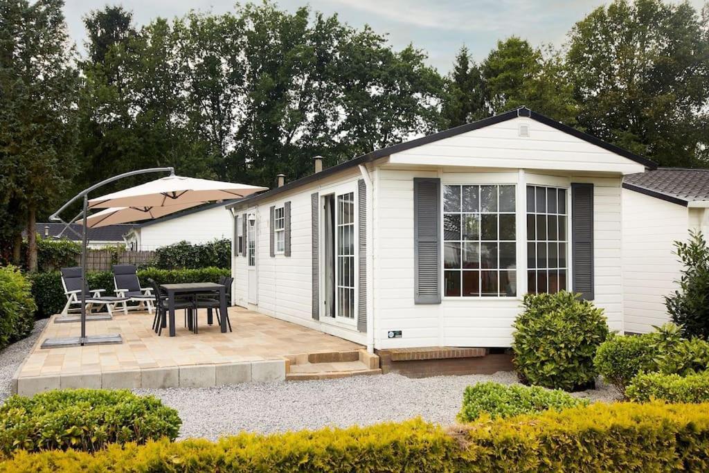 4 Persons Chalet Valkenbosch Situated In The Forested Area Oisterwijk Exterior foto