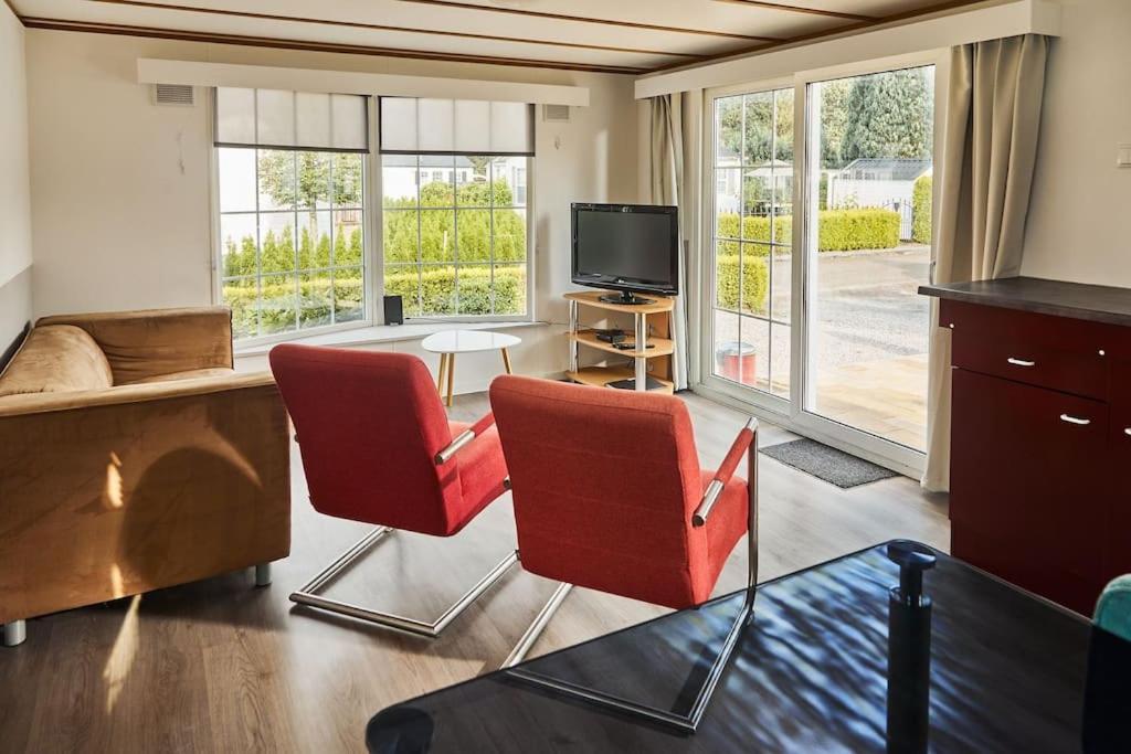 4 Persons Chalet Valkenbosch Situated In The Forested Area Oisterwijk Exterior foto